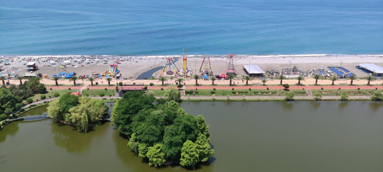 Only Front Sea View, No Side View, Wonderful Panorama, High Floor, Location Guarantee Aparthotel Batumi Exterior foto