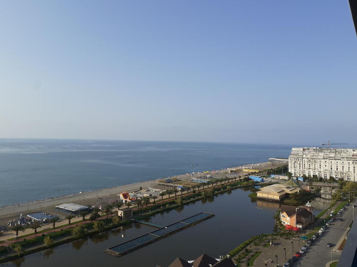 Only Front Sea View, No Side View, Wonderful Panorama, High Floor, Location Guarantee Aparthotel Batumi Exterior foto