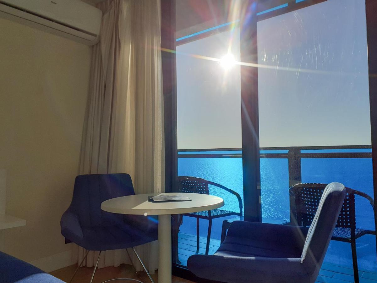Only Front Sea View, No Side View, Wonderful Panorama, High Floor, Location Guarantee Aparthotel Batumi Exterior foto